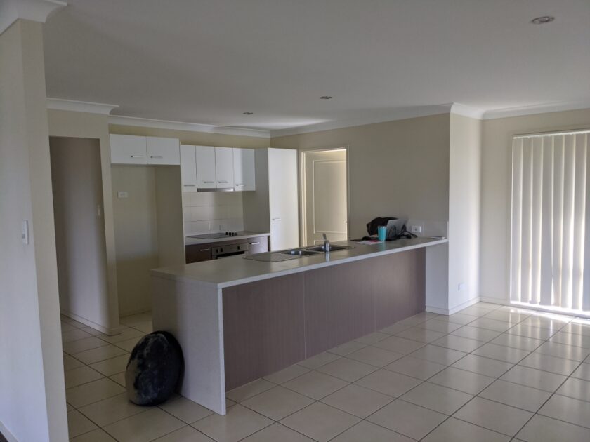 B0050093 f5d1 de9c 9a61 d90103bb2737